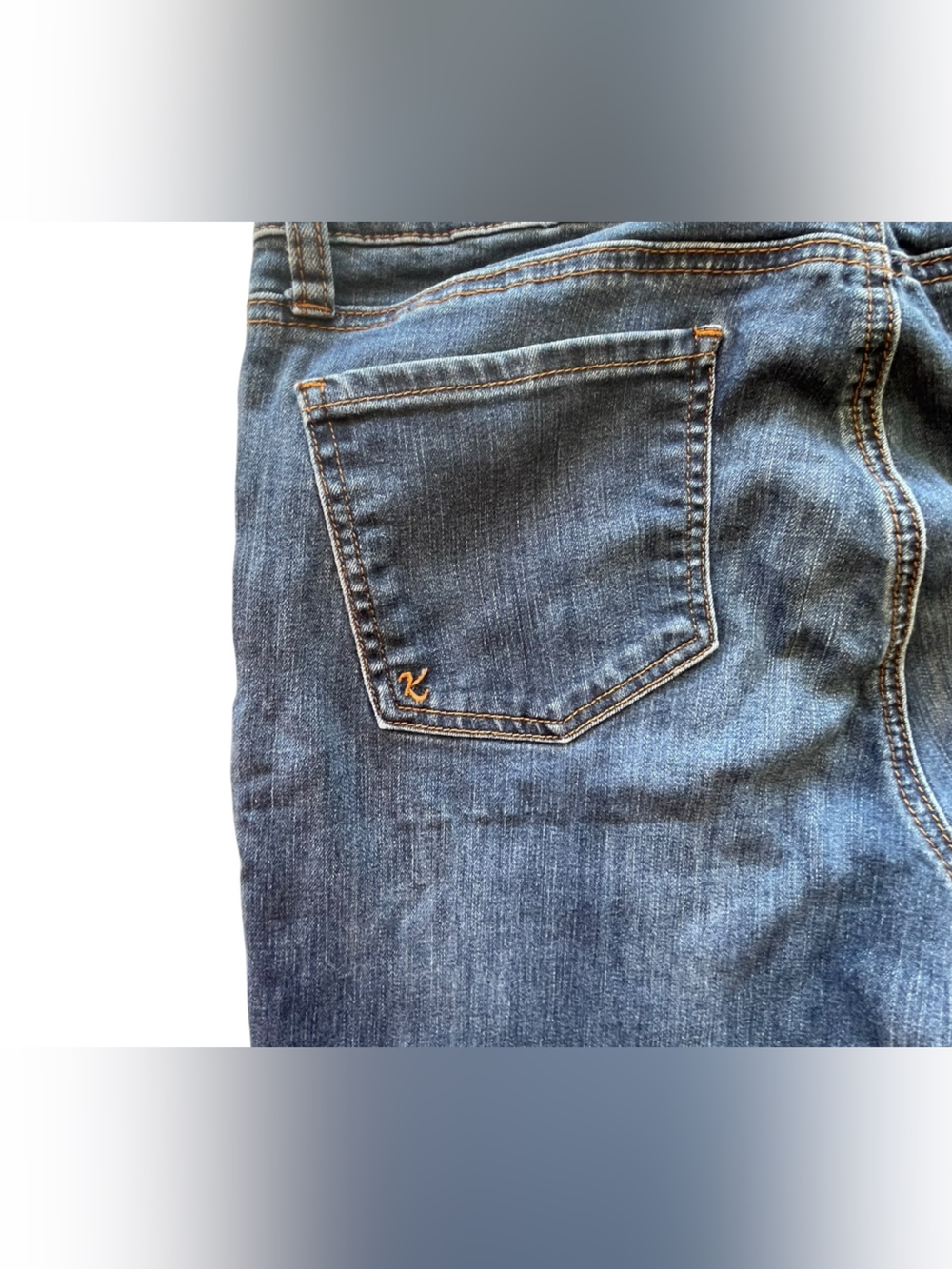 Kut from the Kloth Women's Straight Leg Jeans in Wash Blue - Picture 4 of 10